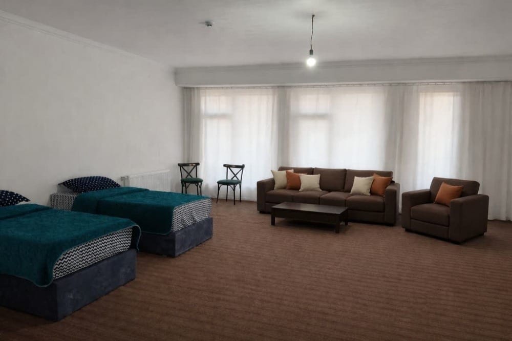 هتل سفیر در منطقه یک تبریز